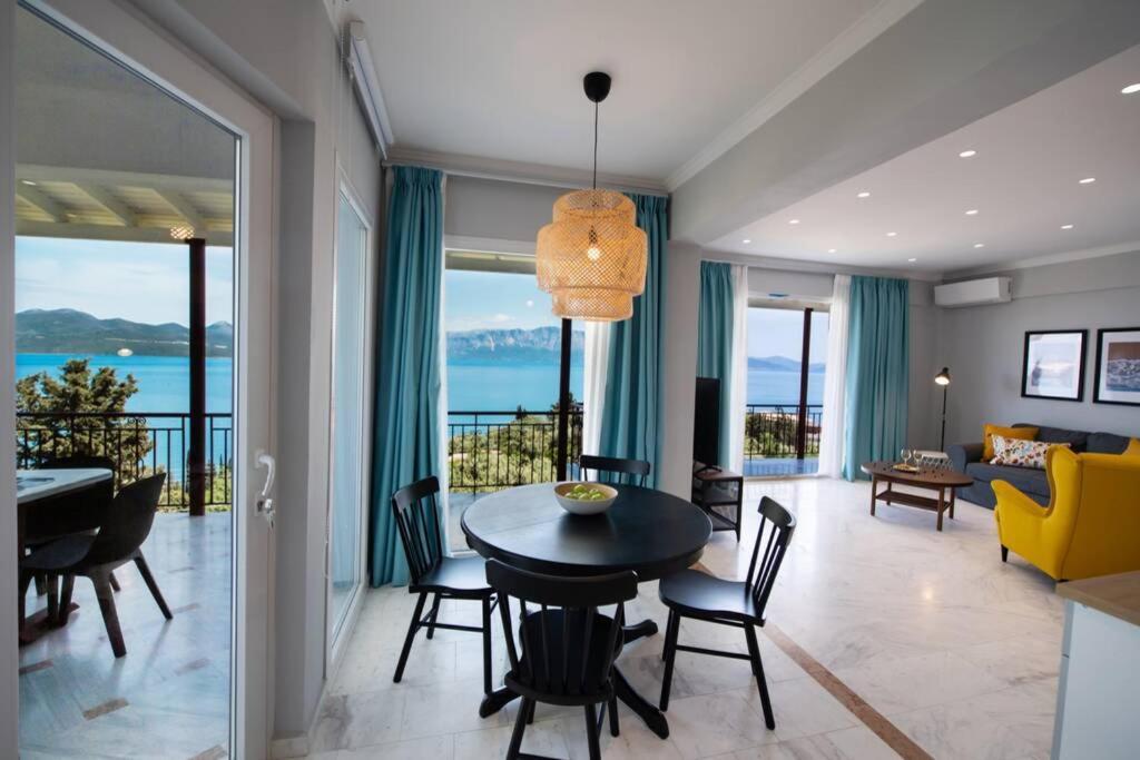 2br House In With Stunning Sea View Apartment *