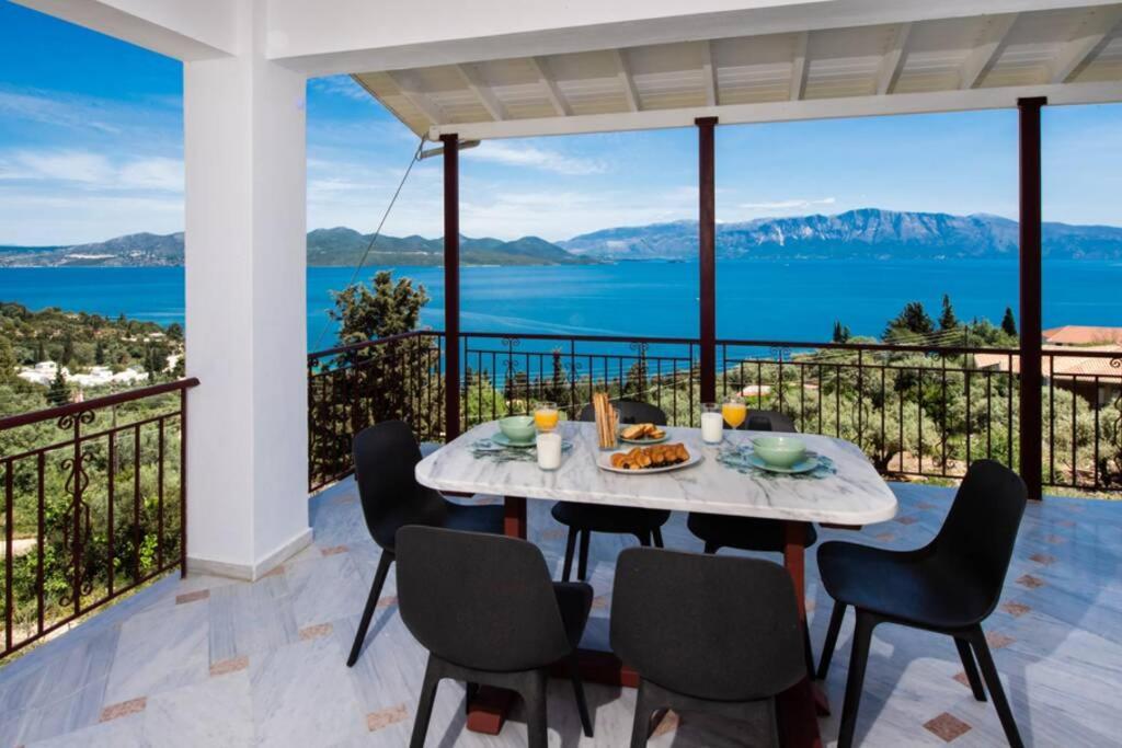2br House In With Stunning Sea View Apartment *